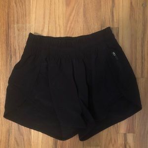 TRACKER LR Short 4” Lined